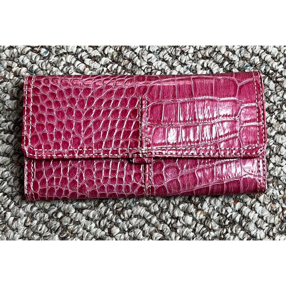 Liz Claiborne Magenta Pink Croc Embossed Trifold Wallet Faux Leather Organizer